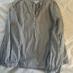 Black & white  sea sucker top